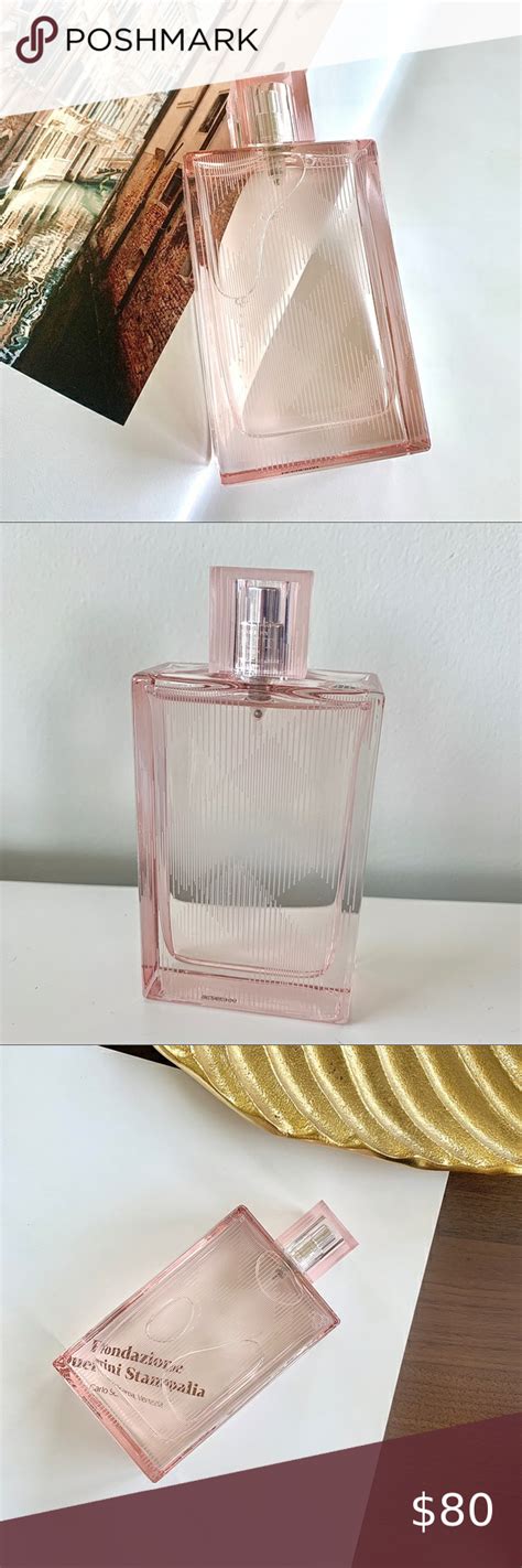 Burberry Her peony scent